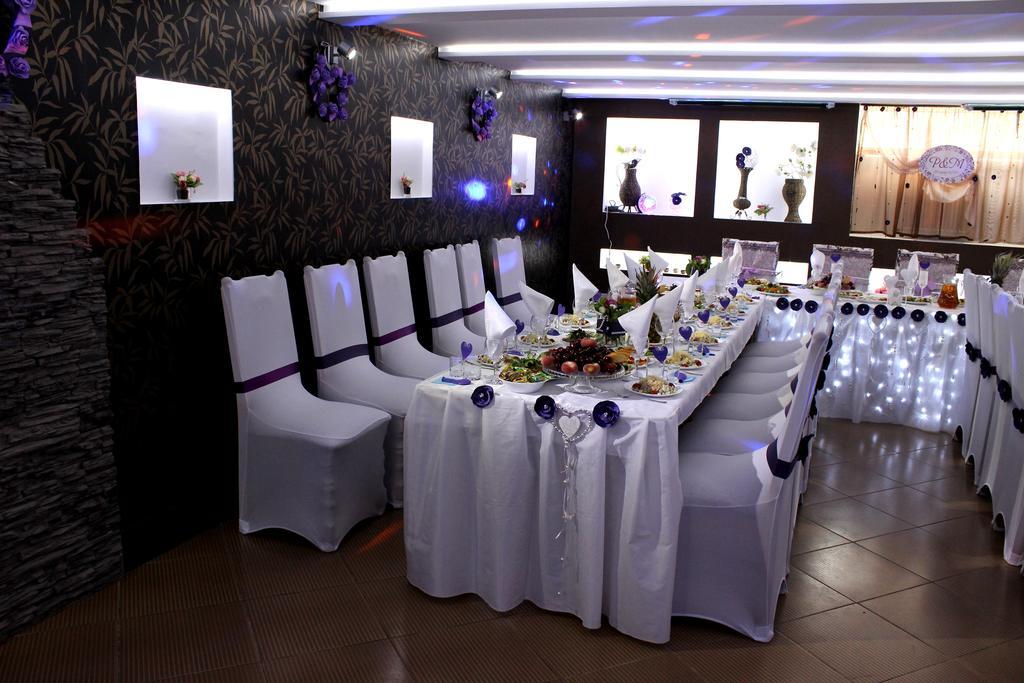 Kentavr Hotel Navapolatsk Extérieur photo